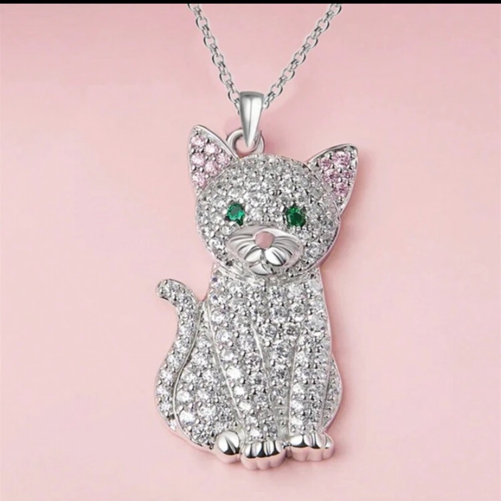NWT  Silver CZ Kitten/Cat Pendant Necklace w/ Jeweled eyes 18” chain